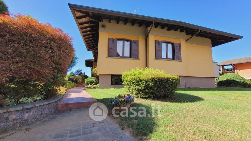 Villa in Via Fratelli Bandiera — foto 73 di 84