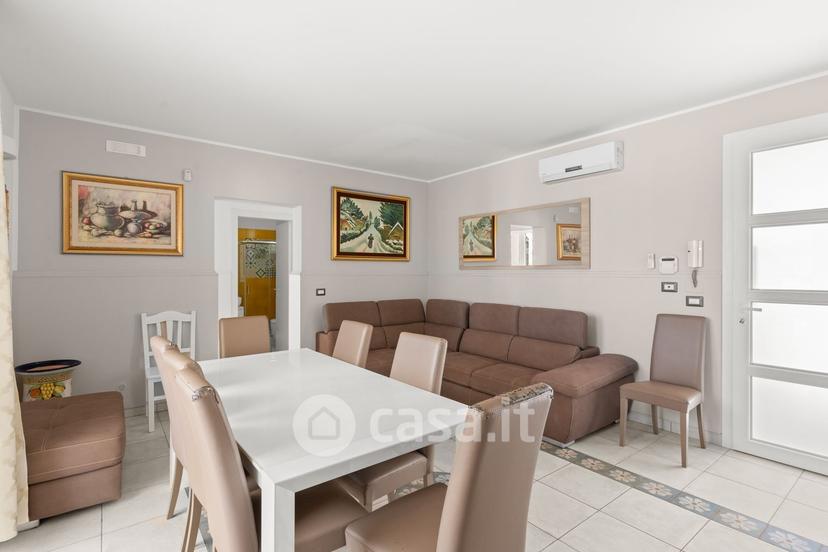 Villa in Via Malaspina — foto 16 di 45