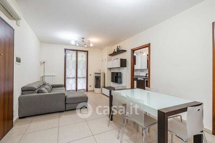 Trilocale in Quartiere Don Reverberi 49 — foto 38 di 39