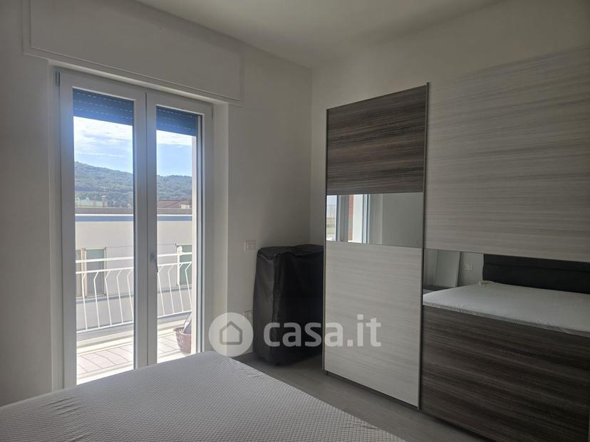 Trilocale in Via Asti — foto 11 di 17