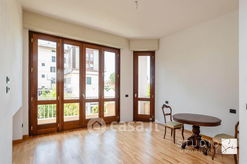 Villa in Viale Libertà — foto 41 di 48