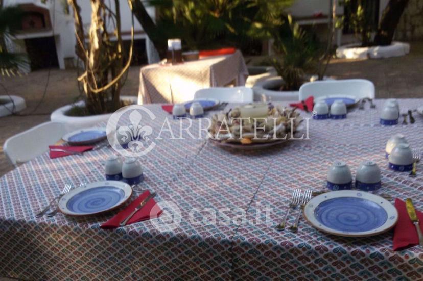 Villa in Via Vasca Moresca — foto 13 di 47