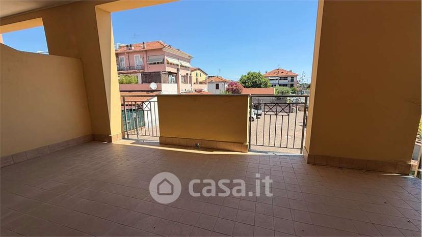 Bilocale in Via al Piemonte — foto 12 di 35