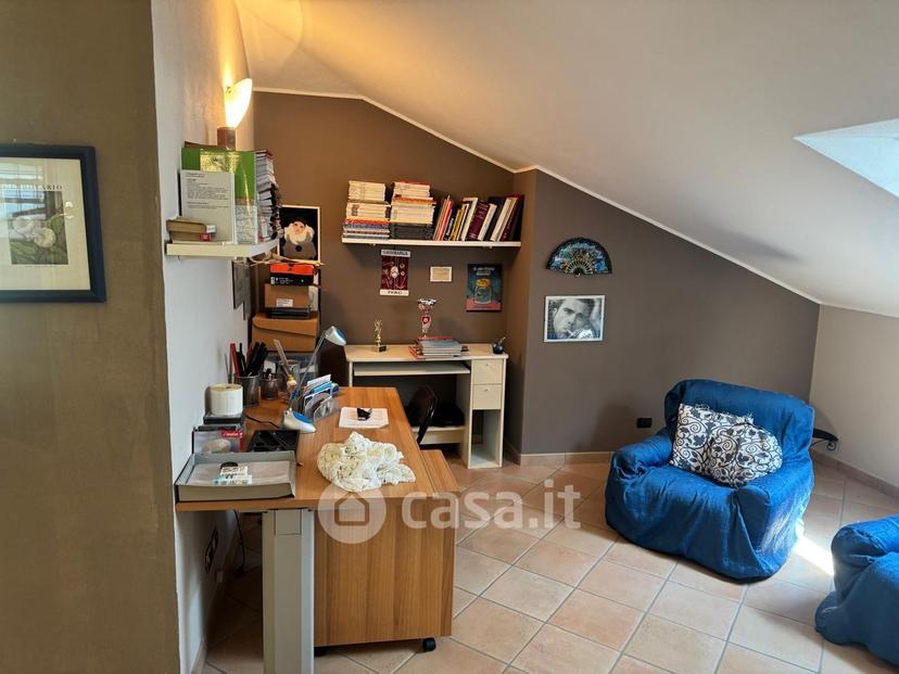 Villa in Via Falcone Giovanni — foto 32 di 122