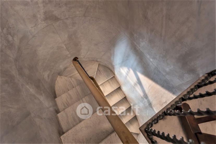 Villa in Viale Kennedy — foto 16 di 30