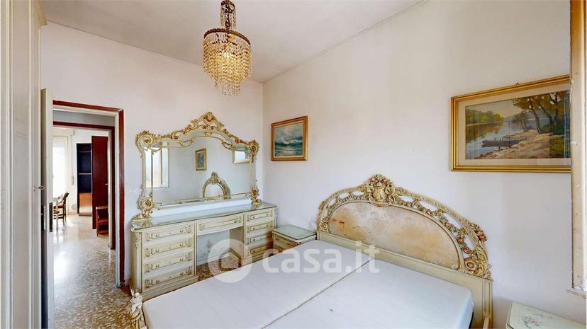 Trilocale in Via Regina Margherita 67 — foto 7 di 32