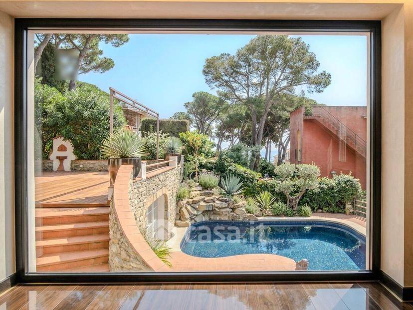 Villa in Via XXV Aprile 10 — foto 10 di 21