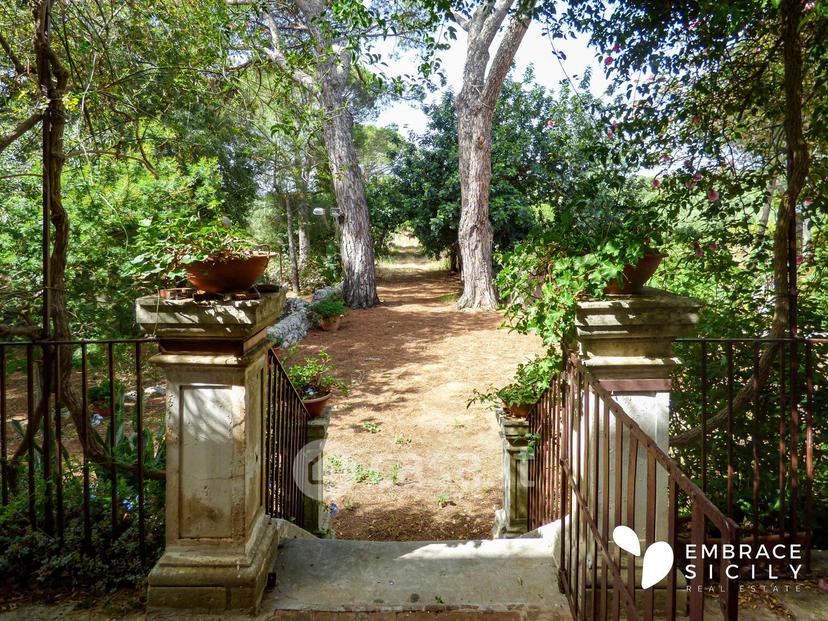 Villa in Villa Bibbia — foto 21 di 39