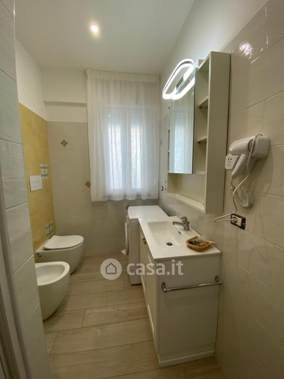 Trilocale in Lungomare Nazario Sauro 46 — foto 5 di 28