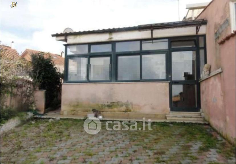 Trilocale in Via Bassano del Grappa 19 — foto 14 di 35