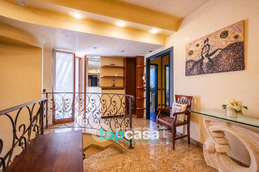Villa in Via Eugenio Villoresi 62 — foto 38 di 40