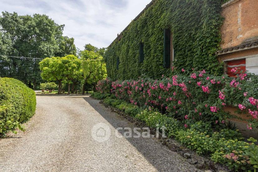 Villa in Via Castelnuovo Rangone — foto 12 di 101