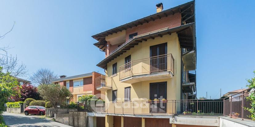 Trilocale in Via Giacomo Leopardi 12 — foto 19 di 56