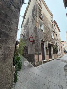 Trilocale in Via Duca di Genova