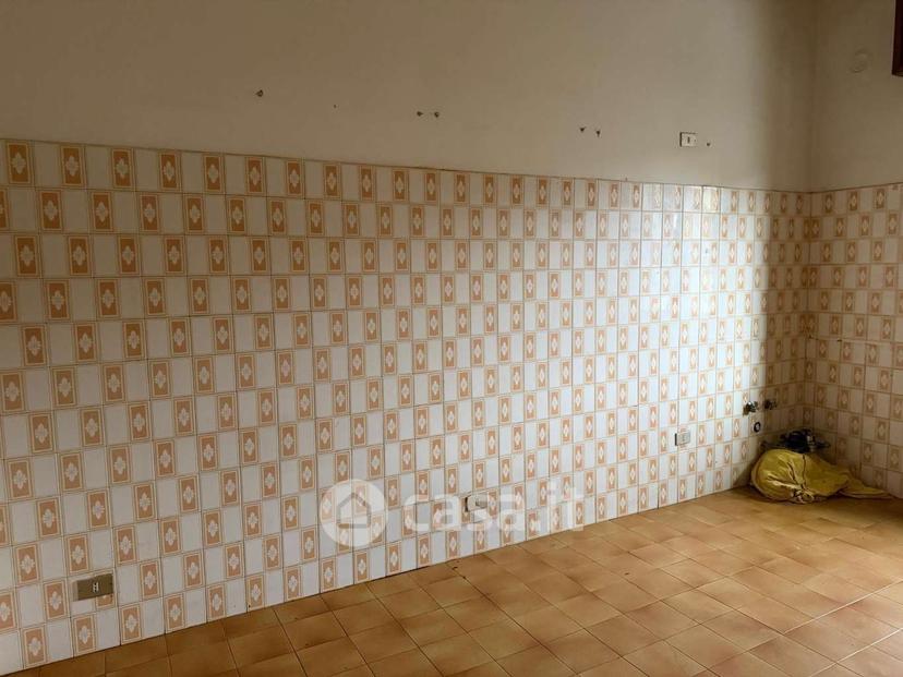 Trilocale in Via B. Sella 260 — foto 10 di 26