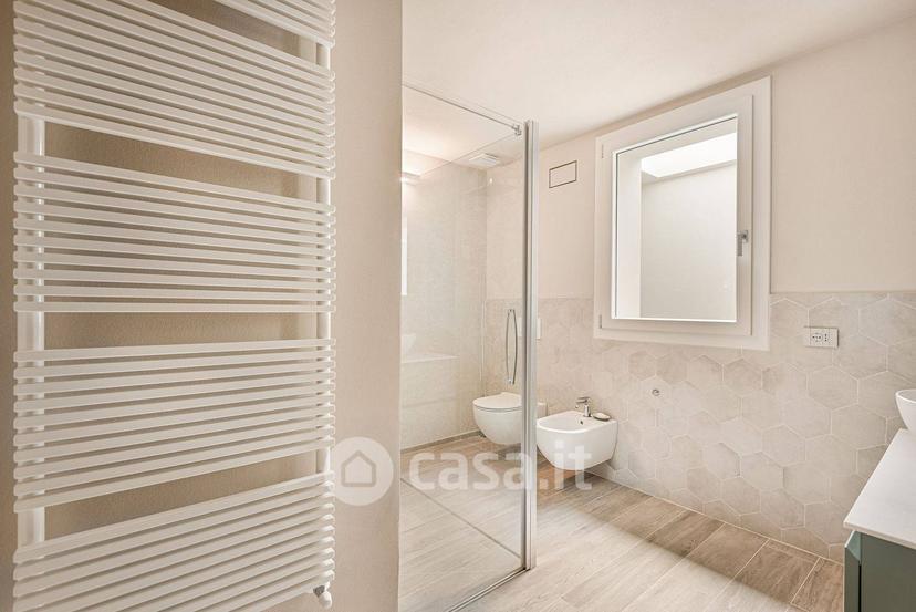Villa in Via della Chiusa 323 — foto 22 di 36