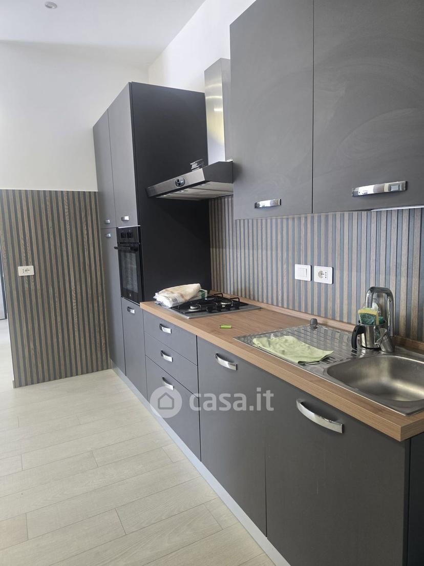 Trilocale in Via Asti — foto 16 di 17