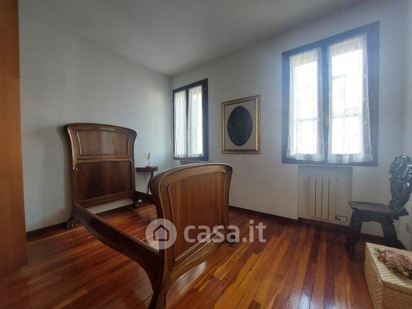Villa in Via Miranese 11 — foto 25 di 38