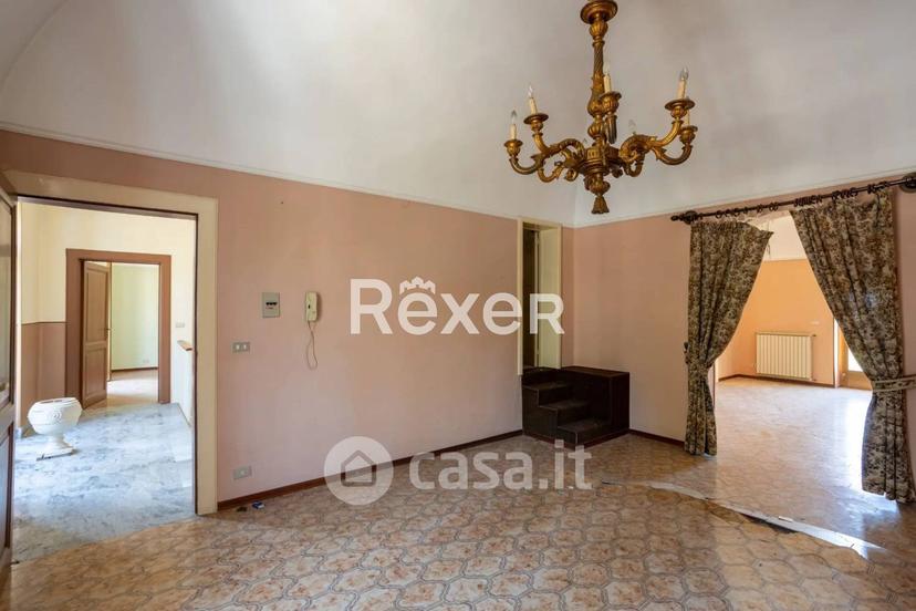 Quadrilocale in Piazza Caduti 8 — foto 20 di 27
