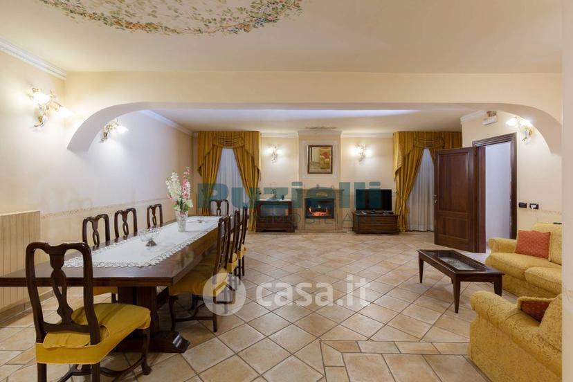 Villa in Contrada San Biagio — foto 4 di 74