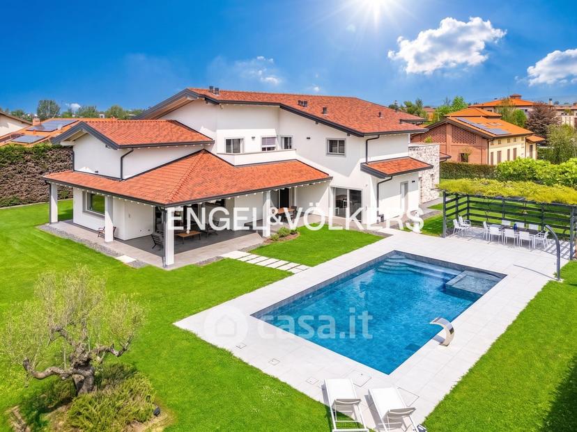 Villa in Via del Borgo 2 — foto 10 di 33