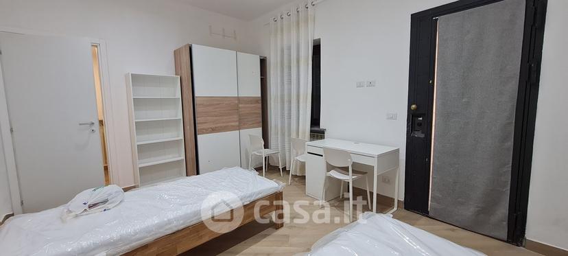 Stanza in Via Gaudenzio Ferrari 3 — foto 3 di 19
