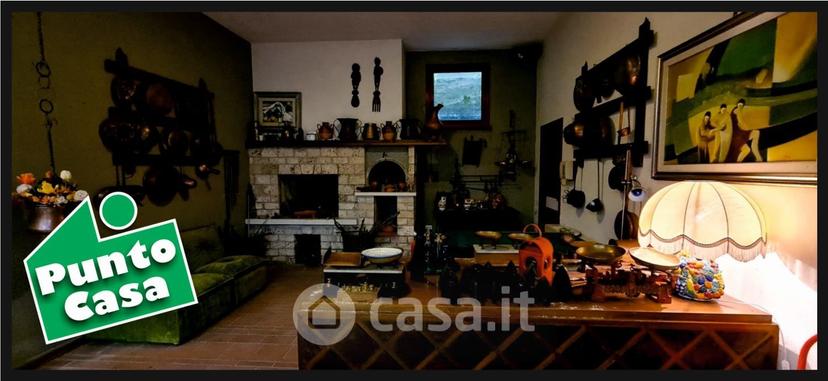 Villa in Via Europa 128 — foto 4 di 26
