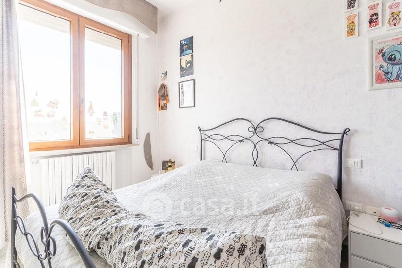 Trilocale in Via II Giugno — foto 8 di 25