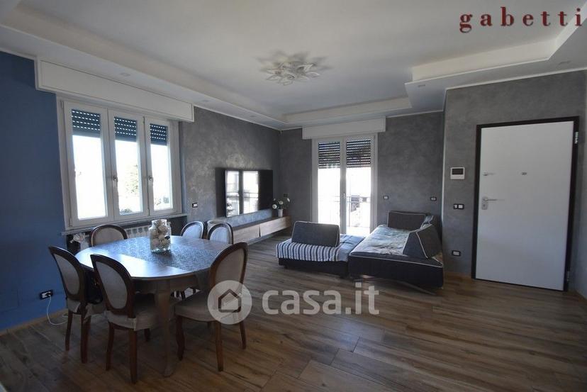 Villa in Via Gorizia 5 — foto 2 di 28