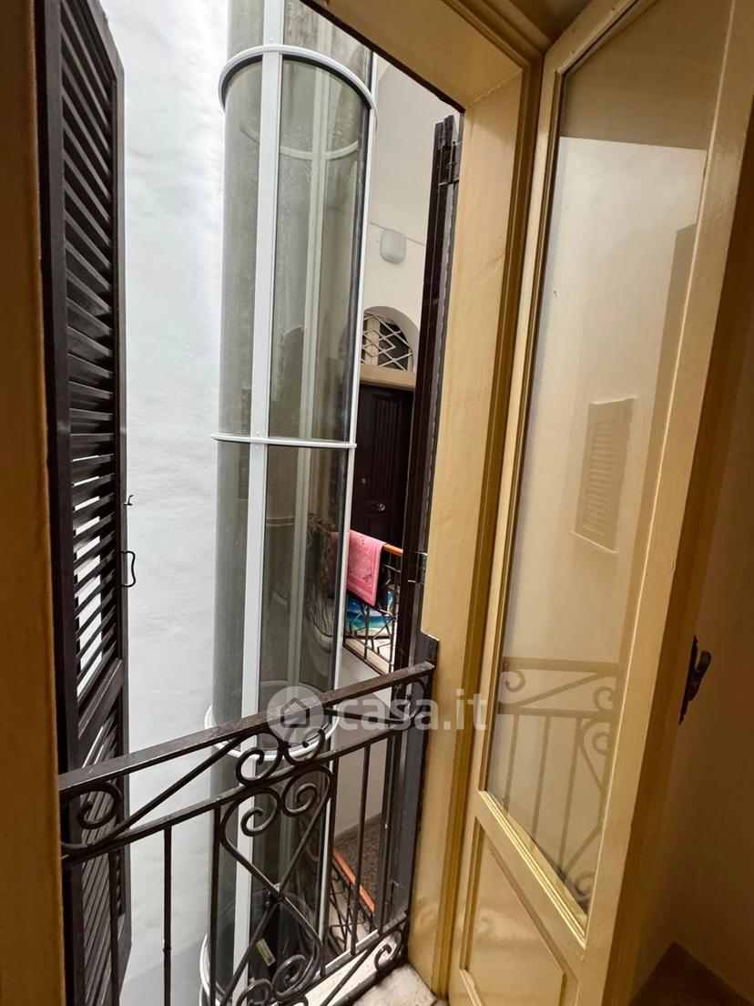 Trilocale in Via Amedeo 144 — foto 4 di 15