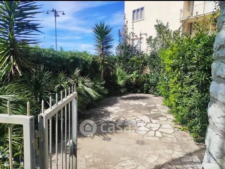 Appartamento in Quartiere Duca d'Aosta 39 — foto 8 di 10