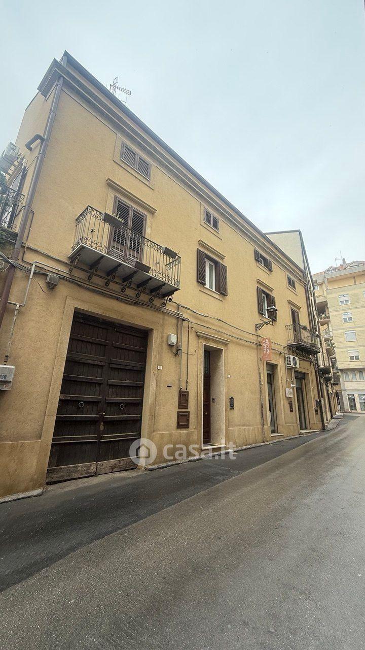 Appartamento in Via Vulturo 15 — foto 2 di 29