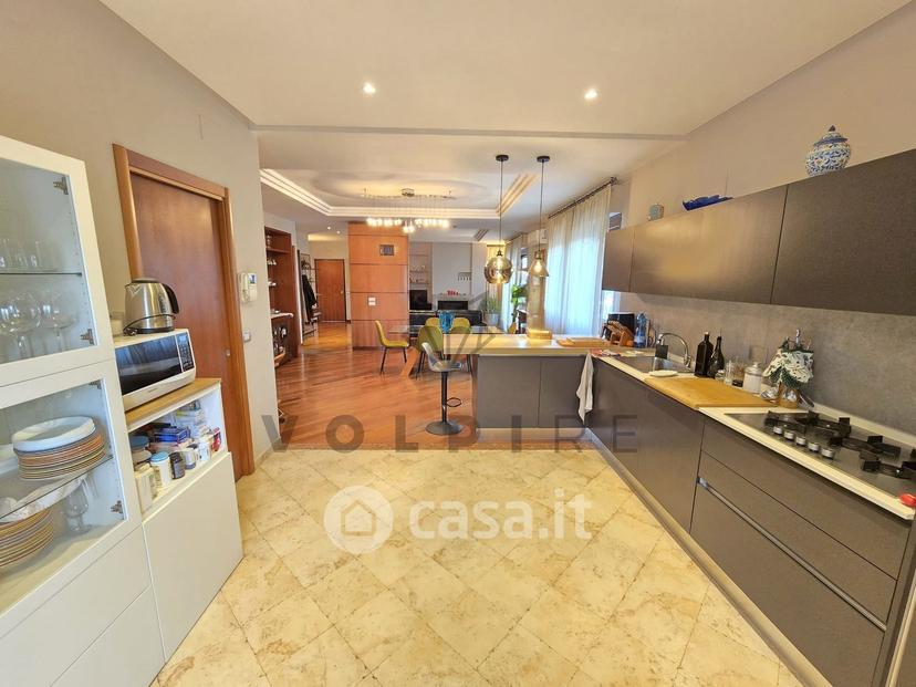 Quadrilocale in Via San Michele Arcangelo 10 — foto 24 di 48