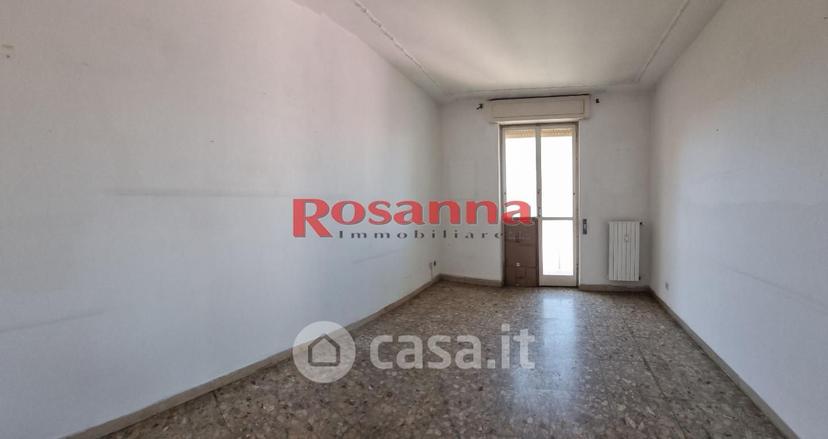 Quadrilocale in Via Alfredo Ascoli 57127 — foto 3 di 46