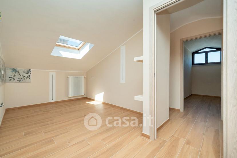 Trilocale in Viale Stazione 22 — foto 21 di 24
