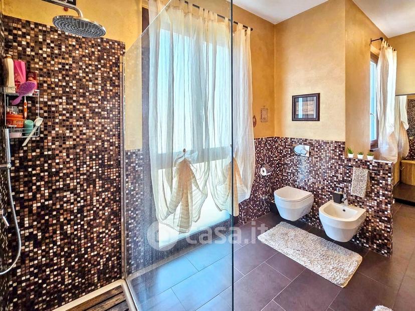 Quadrilocale in Via Flavio Gioia 25 — foto 37 di 54