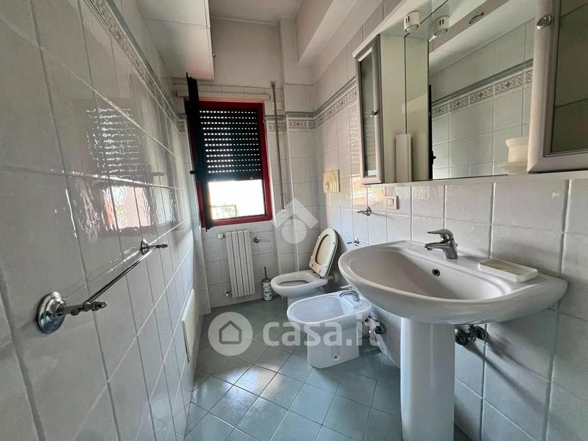 Trilocale in Via Volturno 102 — foto 28 di 30