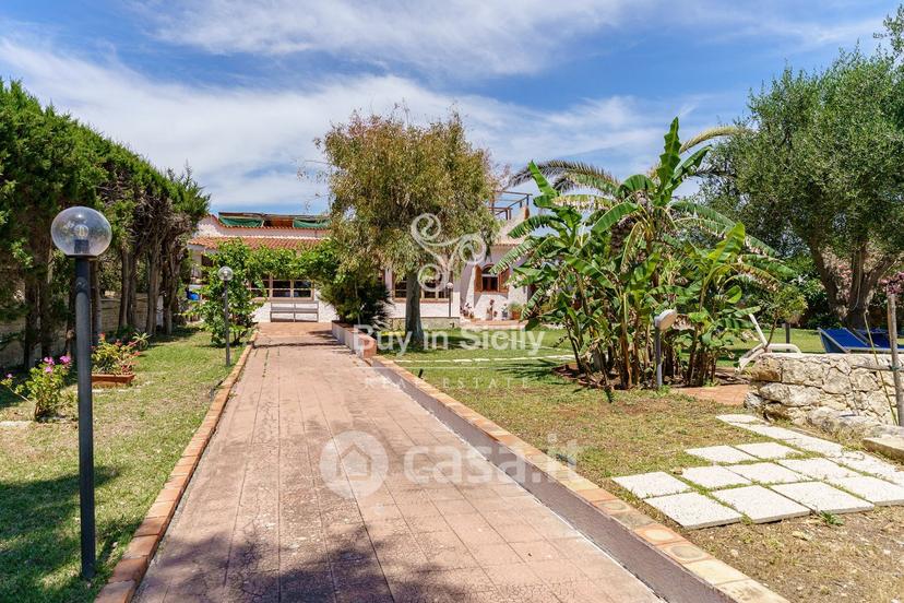 Villa in Via Filippo de Filippi 11 — foto 24 di 57