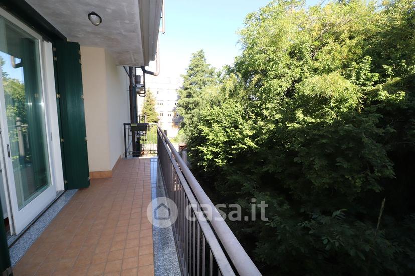 Trilocale in Via Silvio Pellico 18 — foto 27 di 35
