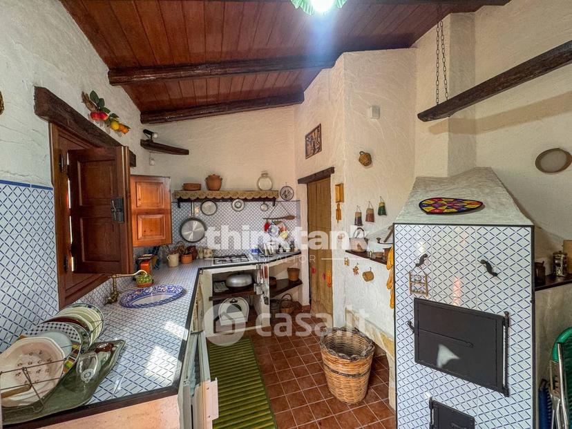 Villa in Via Per Canicattini — foto 35 di 74