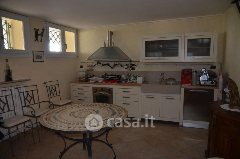 Villa in Via Federico Odorici 68 — foto 8 di 53