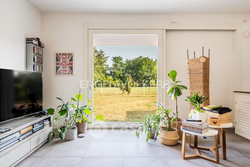 Villa in Via Alessandro Volta 22 — foto 14 di 44