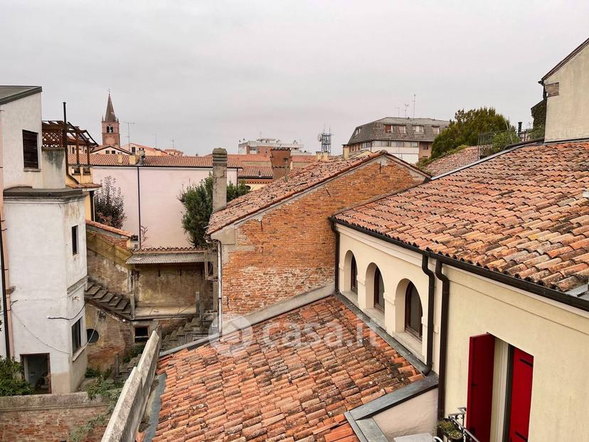 Trilocale in Piazza Giuseppe Garibaldi 5 — foto 18 di 33