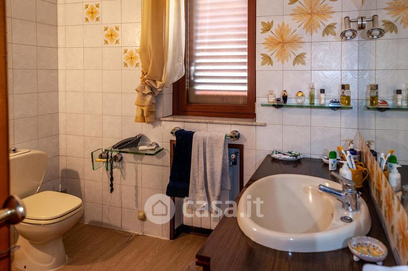 Villa in Via San Tommaso — foto 2 di 47