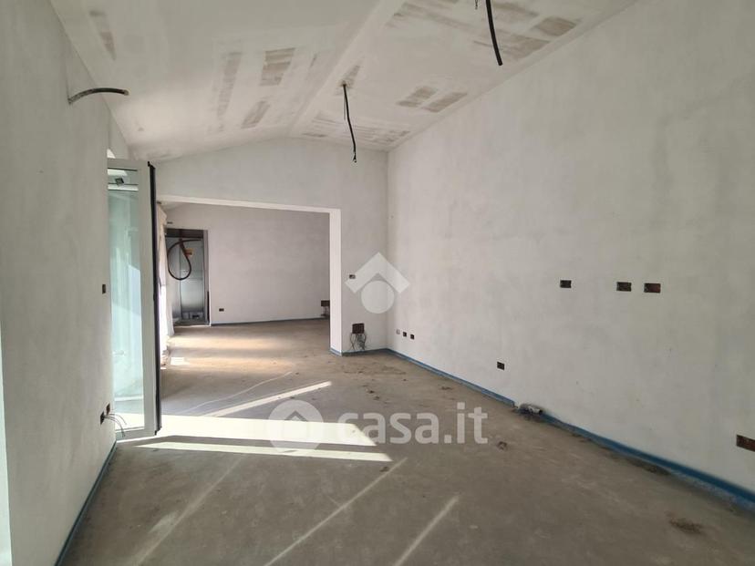 Bilocale in Piazza Carlo Alberto 18 — foto 4 di 12