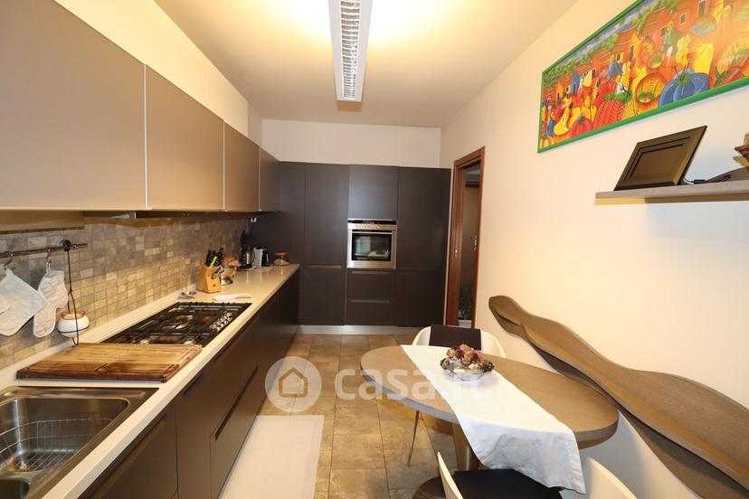 Trilocale in Via Silvio Pellico 18 — foto 35 di 35