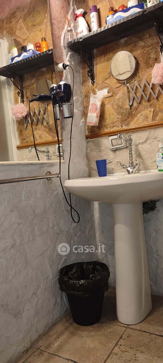 Stanza in Corso Caulino 45 — foto 4 di 16