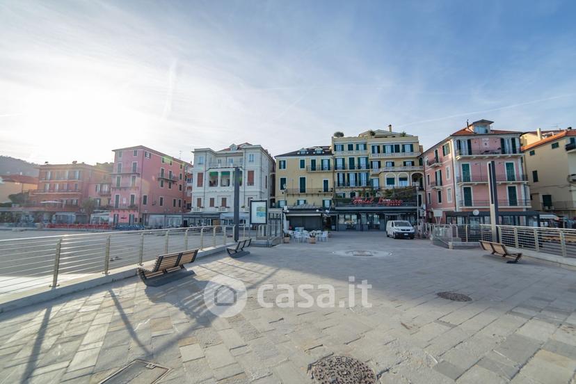 Quadrilocale in Passeggiata Cadorna 67 — foto 22 di 24