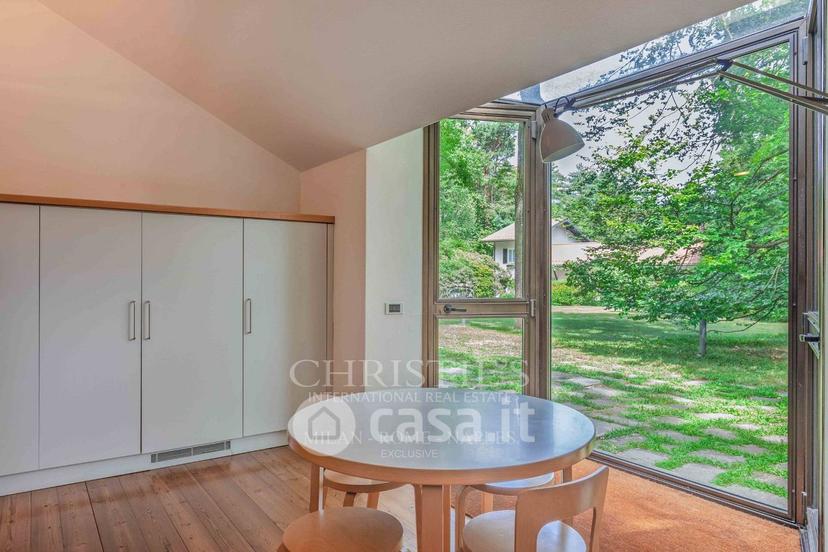 Villa in Via Luciano Manara — foto 3 di 38