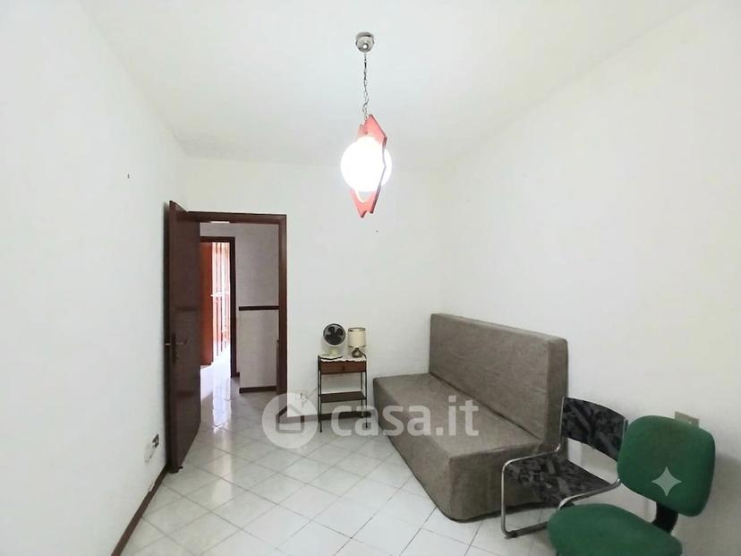 Villa in Via Viorate — foto 10 di 25